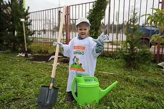 Юный участник акции