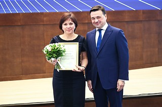 Губернатор Андрей Воробьев поздравил учителей Подмосковья с профессиональным праздником