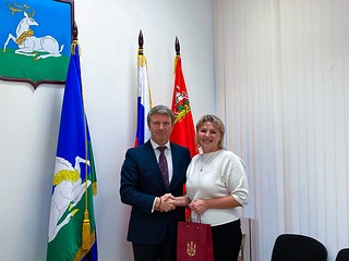 Парламентарий торжественно вручил награды Московской областной Думы жителям Кубинки и поблагодарил за активное участие в организации и проведении выборов