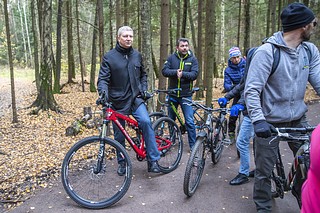 Глава Одинцовского городского округа Андрей Иванов проинспектировал велосипедную дорожку