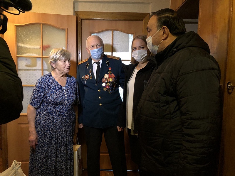 Также партийцы навестили ветерана Великой Отечественной войны Николая Пищулина, Ноябрь