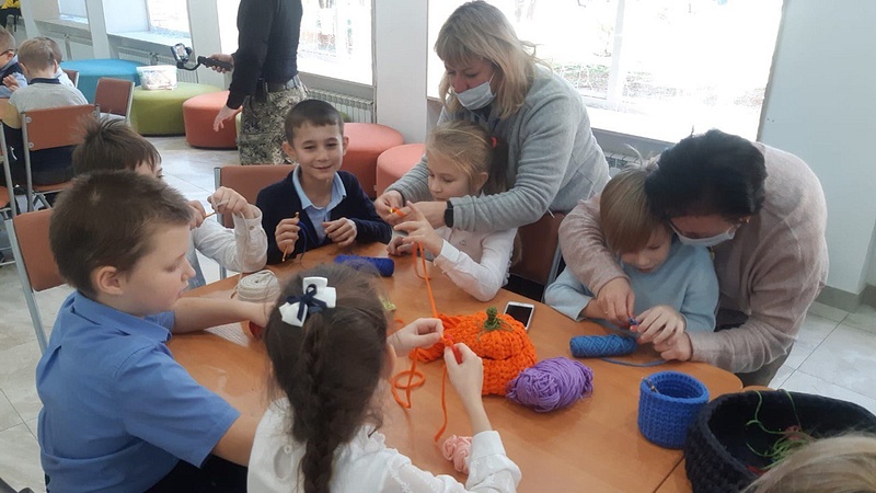 Одинцовские партийцы поддержали творческий мастер-класс для учеников Часцовской школы, Ноябрь
