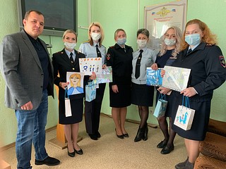В конкурсе приняли участие дети сотрудников УМВД в возрастных категориях от 6 до 14 лет