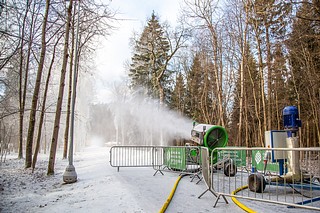 Генератор искусственного снега