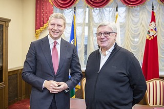 Андрей Иванов и Анатолий Торкунов подписали соглашение о сотрудничестве Одинцовского округа и МГИМО