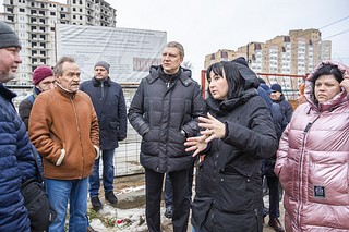 Глава Одинцовского округа Андрей Иванов вместе с жителями Звенигорода осмотрел проблемные локации района «Восточный»