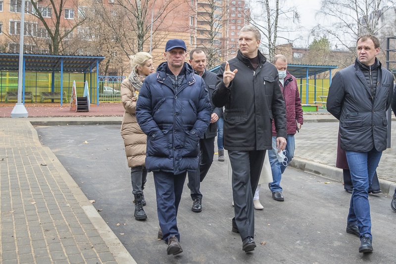 Глава Одинцовского городского округа Андрей Иванов проверил качество выполненного ремонта в новом садике, Ноябрь