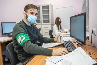 Заносить в реестр данные о вакцинированных гражданах одинцовским медикам помогут волонтёры