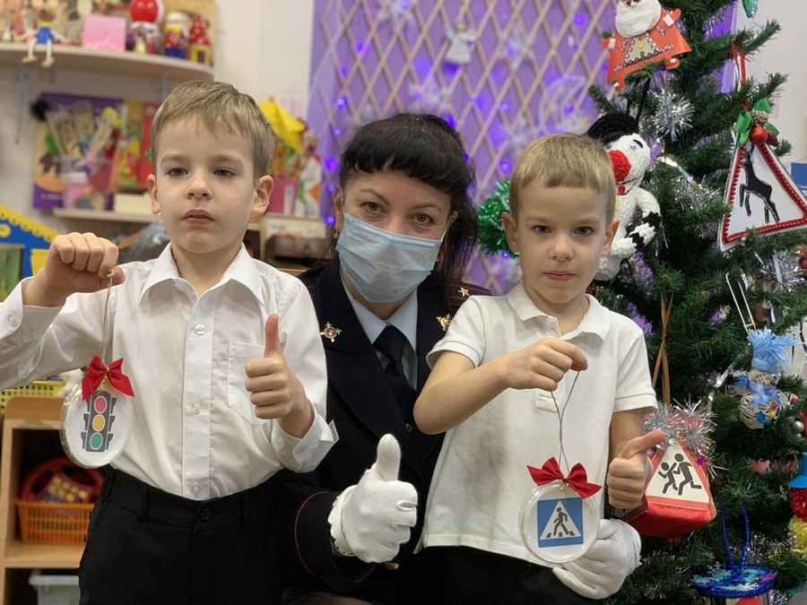 Конкурс провели Одинцовские госавтоинспекторы среди воспитанников Одинцовского детского сада № 82, Декабрь