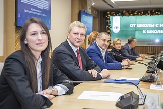 Андрей Иванов вручил удостоверения участникам первого курса повышения квалификации на базе Одинцовского кампуса МГИМО