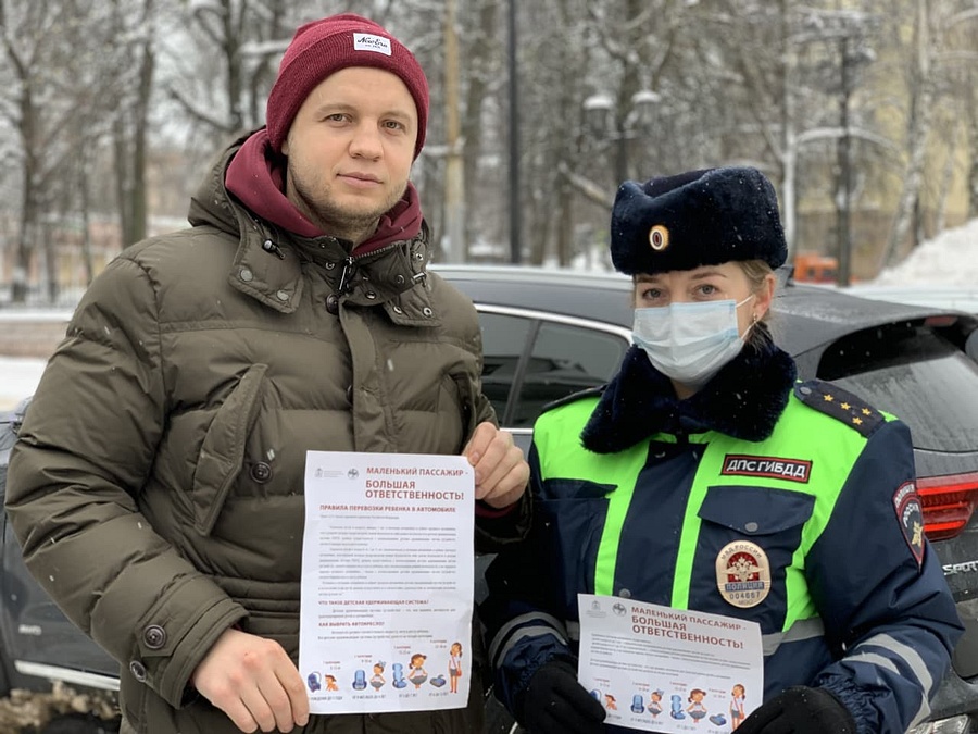 Автоинспекторы провели профилактические беседы с участниками дорожного движения, Январь