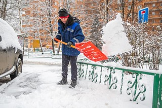 Уборка снега