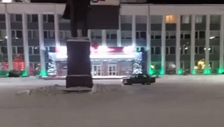 Неизвестный водитель на автомобиле ВАЗ-2107