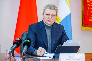 Глава Одинцовского округа Андрей Иванов на еженедельном совещании в Звенигороде отметил, что аномальные снегопады не являются для подрядчиков оправданием плохого исполнения муниципальных контрактов