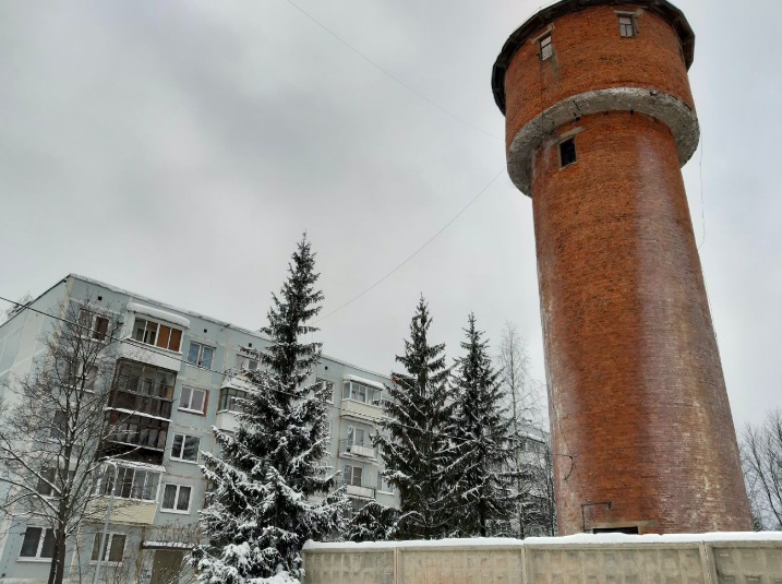 Водононапорная башня в Звенигороде, Февраль