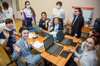 Ученики и педагоги одинцовского Лицея № 10