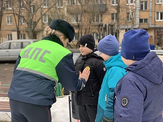 Сотрудники Одинцовской Госавтоинспекции провели акцию «Безопасный двор»
