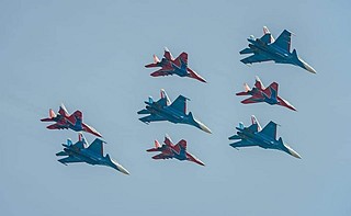 В состав ЦПАТ входят две авиационные группы высшего пилотажа «Русские Витязи» и «Стрижи»