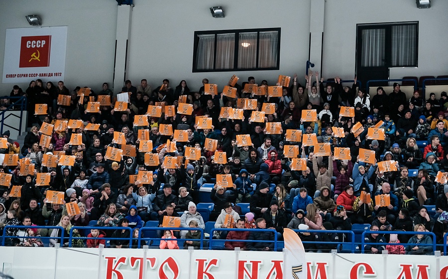 10 миллионов собрали подмосковные единороссы в рамках благотворительного хоккейного матча «ZаМир» в Чехове, Март