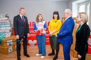 Руководит пунктом сбора волонтер Подмосковья, уроженка Луганской области Екатерина Скорикова