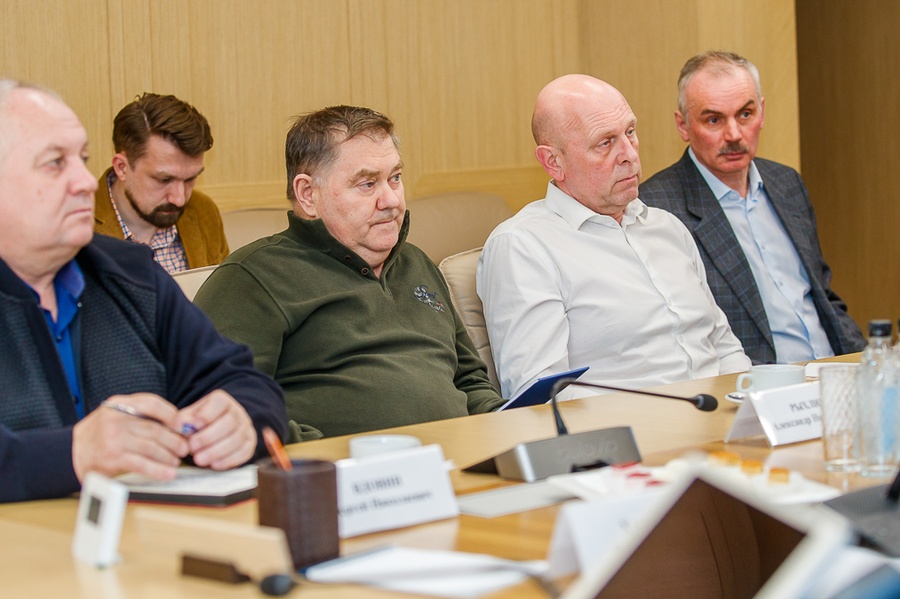 VLR s, Глава Одинцовского округа провел рабочее совещание с местными аграриями