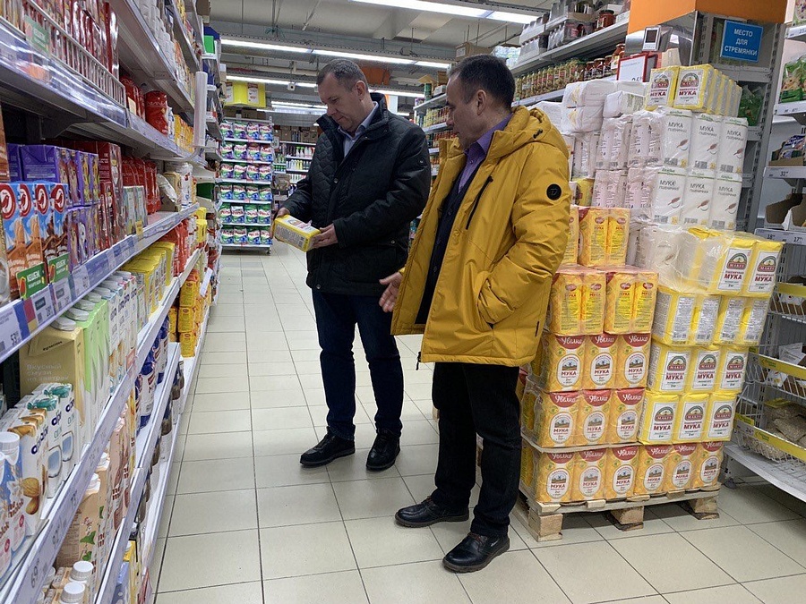 Рейды по супермаркетам проводят партийцы Одинцовского округа, Апрель