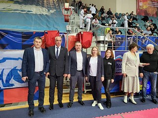Одинцовские единороссы поприветствовали участников всероссийских соревнований по тхэквондо «Битва в Подмосковье»