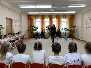 Одинцовские Госавтоинспекторы провели профилактическую акцию «Правила дорожные, знать каждому положено!»