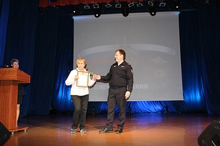 В Доме культуры «Солнечный» состоялся концерт в честь Дня ветеранов органов внутренних дел и внутренних войск