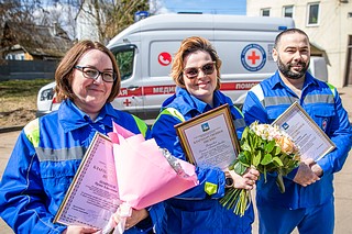 Работники одинцовской скорой помощи