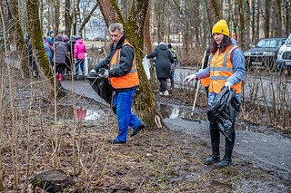 Участники субботника