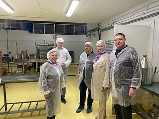 Одинцовские партийцы посетили ЗАО «Матвеевский»
