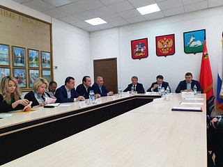Одинцовские партийцы приняли участие в совещании по вопросу медицинского обслуживания жителей Кубинки