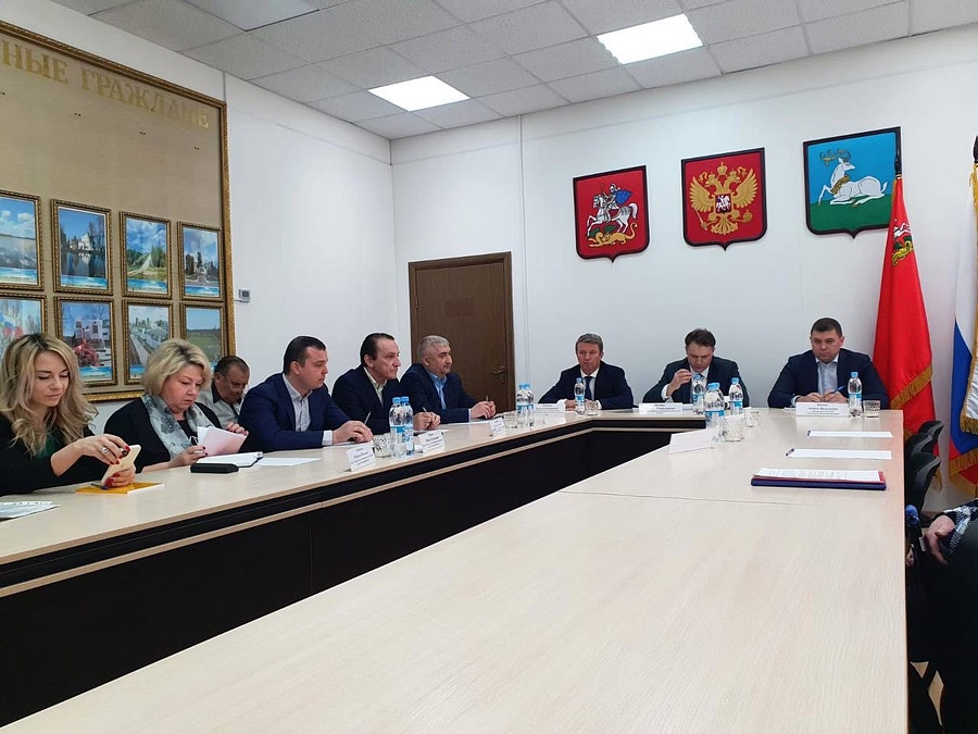 Одинцовские партийцы приняли участие в совещании по вопросу медицинского обслуживания жителей Кубинки, Апрель