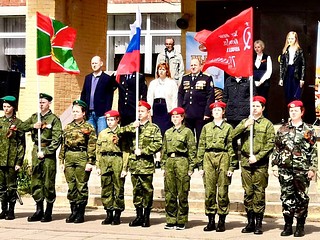 Партийцы поприветствовали участников смотра строя и песни среди отрядов «Юные друзья пограничников»