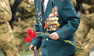 «Единая Россия» и «Волонтеры Победы» дали старт акции по поздравлению фронтовиков с Днём Победы
