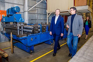 Глава Одинцовского округа проинспектировал производственные цеха компании «Металлик и Ко»