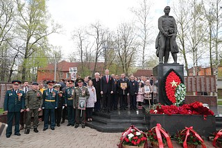 Памятный митинг у Мемориала славы «Вечный огонь» в Одинцово