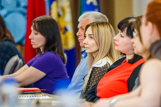 На встрече присутствовали представители Общественной палаты и родители ребят, которые ранее отдыхали в лагерях Одинцовского округа