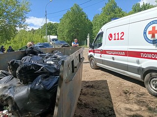 Активисты очистили левый берег и дно Москвы-реки в районе пляжа «Связист»