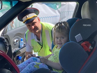 В рамках рейда осуществлена массовая проверка водителей̆ по выявлению и пресечению нарушений правил перевозки детей