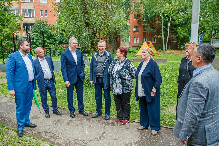 VLR s, Благоустройство двора на бульваре Ремизова в Голицыно проверил глава Одинцовского округа