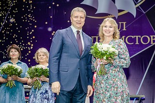 Одинцовский округ лидирует в МО по числу «золотых» выпускников — 357 ребят закончили школы с медалями