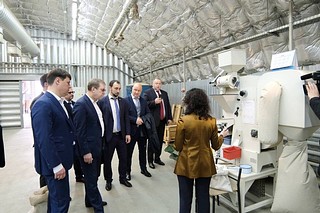 Единороссы Одинцовского округа приняли участие в выездном круглом столе на тему импортозамещения продуктов питания