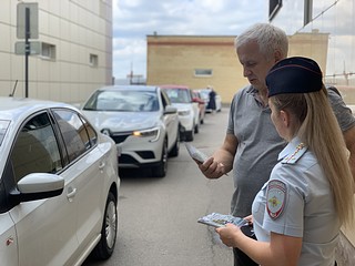 Госавтоинспекторы провели встречу в месте осмотра ТС для регистрации и снятия с учета