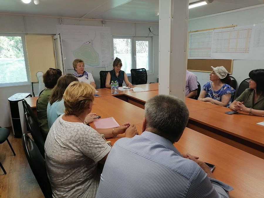 Партийцы провели совещание по вопросу создания экологического проекта с одинцовскими школами, Июль