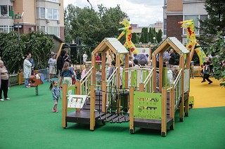 Новая детская игровая площадка