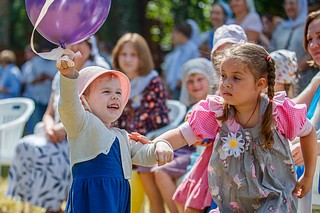 Глава Одинцовского округа поздравил юбиляров семейной жизни со Всероссийским днем семьи, любви и верности