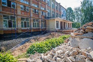 К 11 июля строительная готовность Введенской школы достигнет 50%