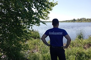 Сотрудники областной противопожарно-спасательной службы в субботу провели профилактические рейды несанкционированных мест купания на водных объектах Подмосковья
